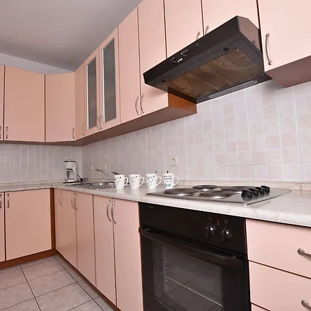 Angelina Apartment *
